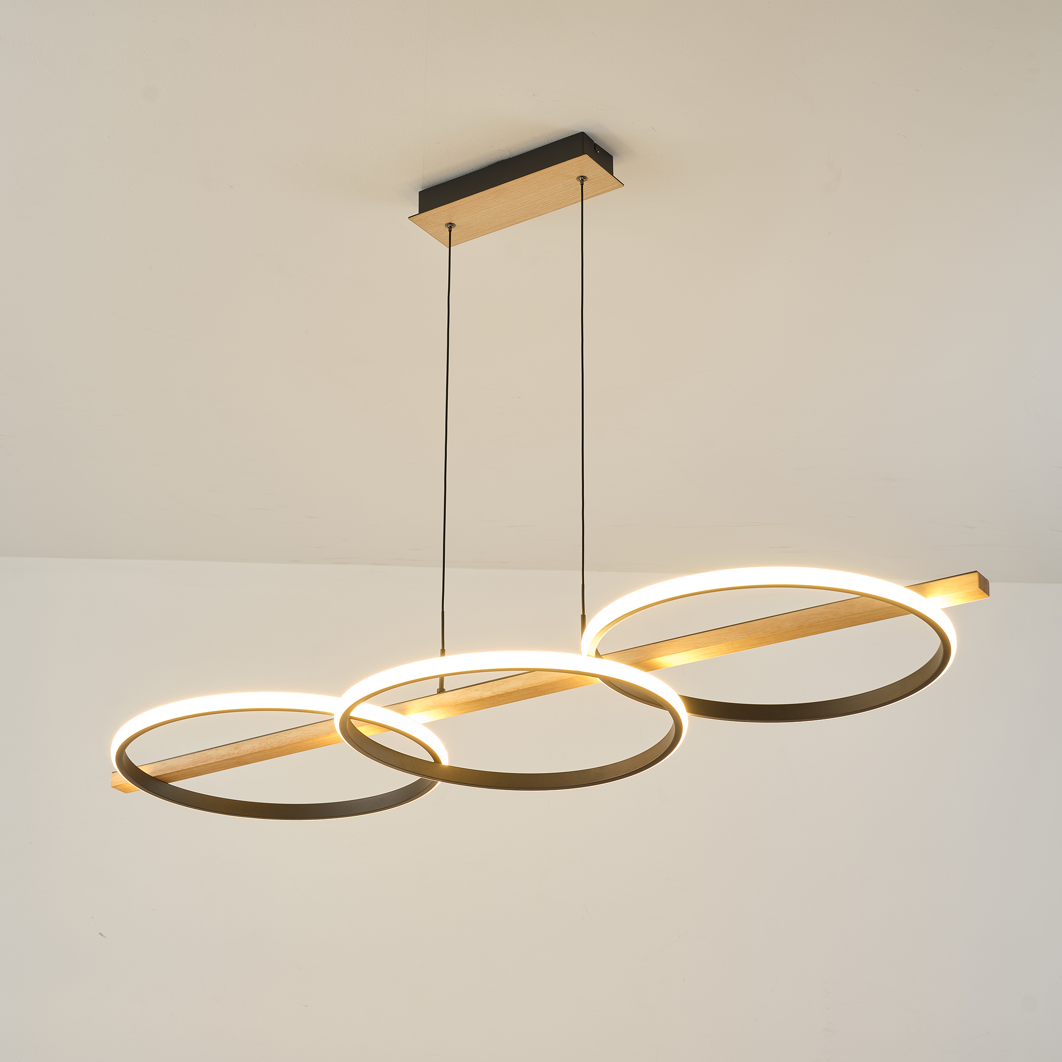 Підвісний світильник Zuma Line MD3913-3-3BWLT ALMERIA купити