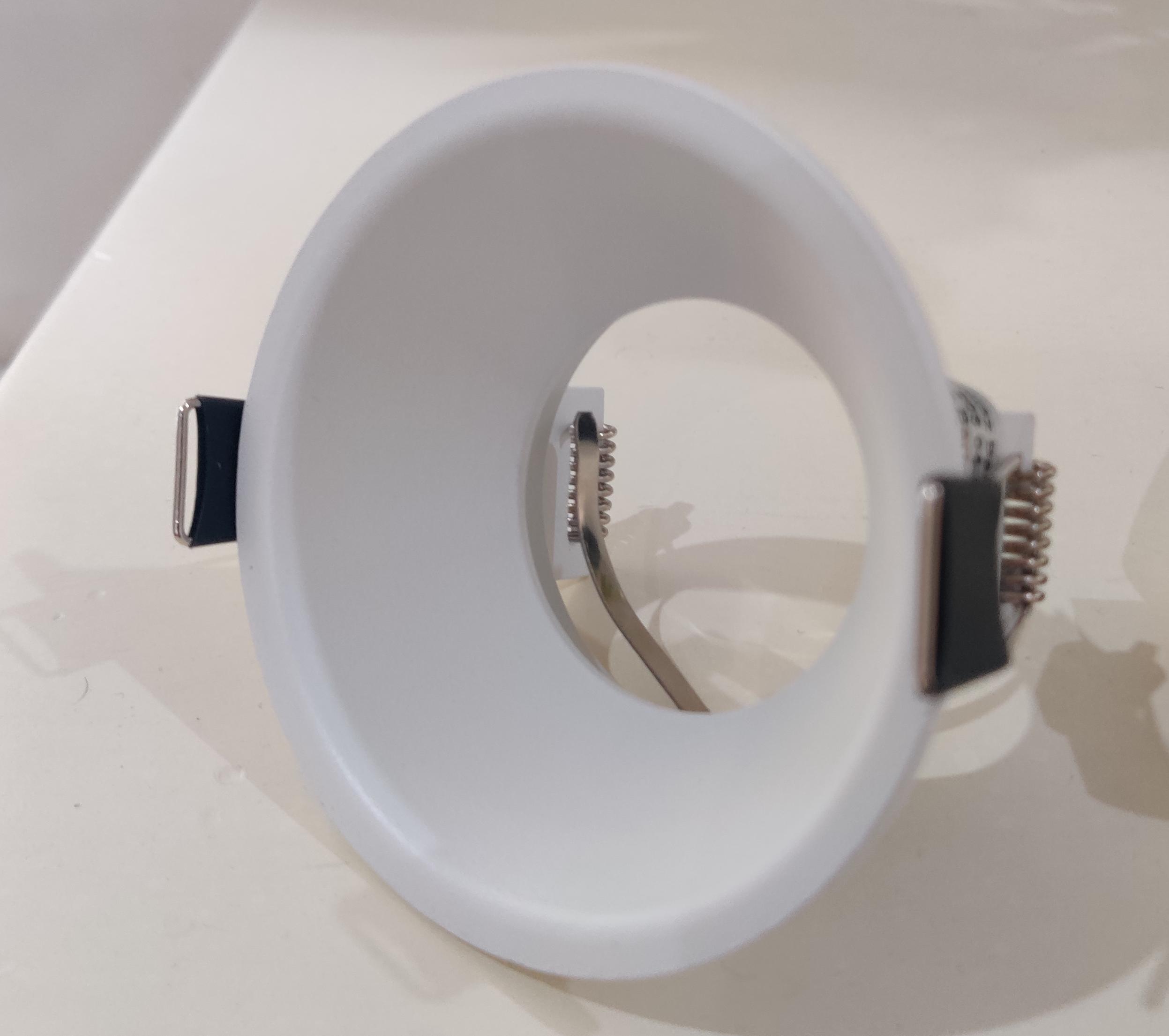 Точковий світильник ITALUX DL-60327C-WH Barto купити