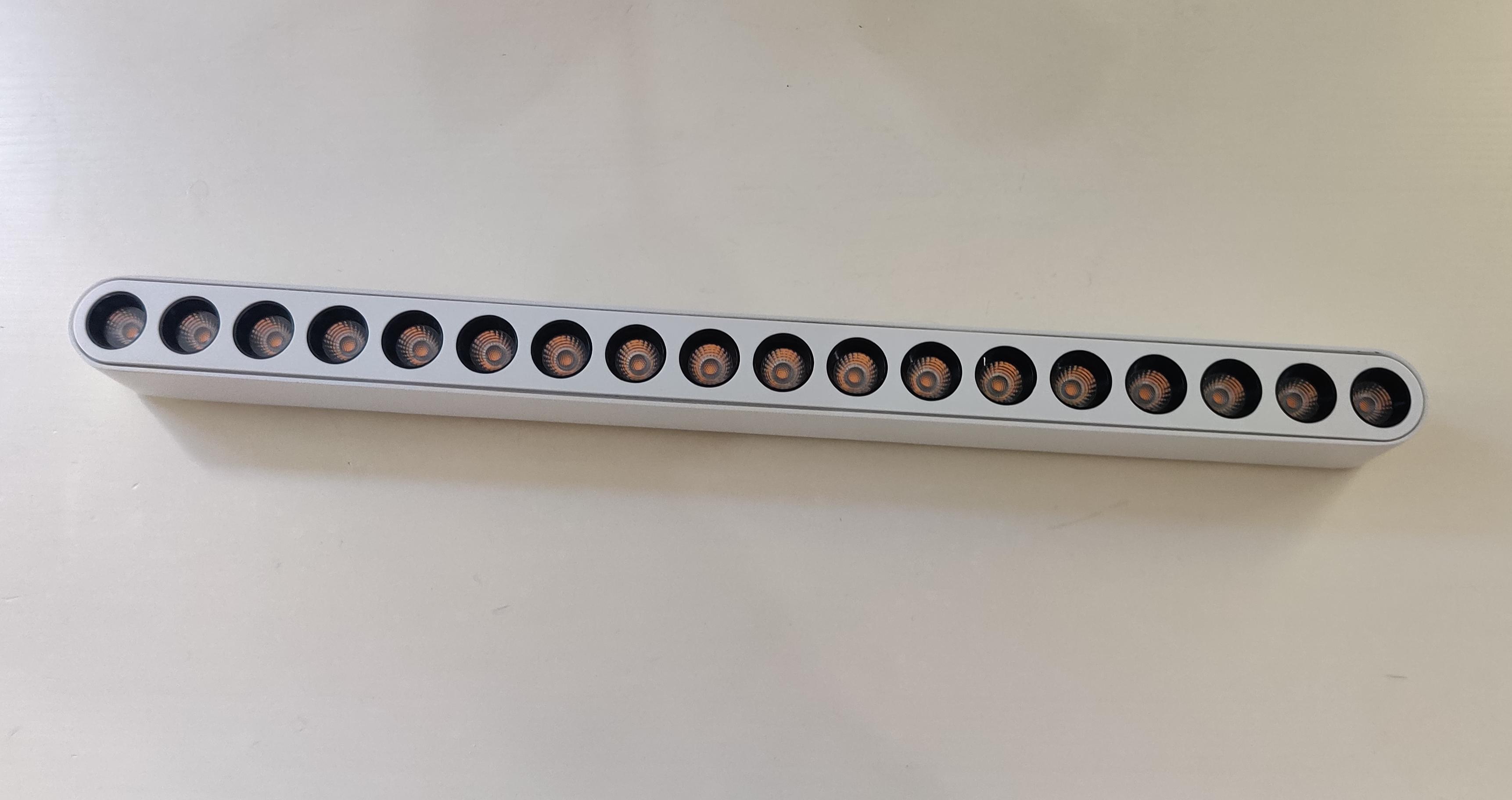 Світильник на ультратонку магнітну шину ESL CS0732 18Вт 4000К купити