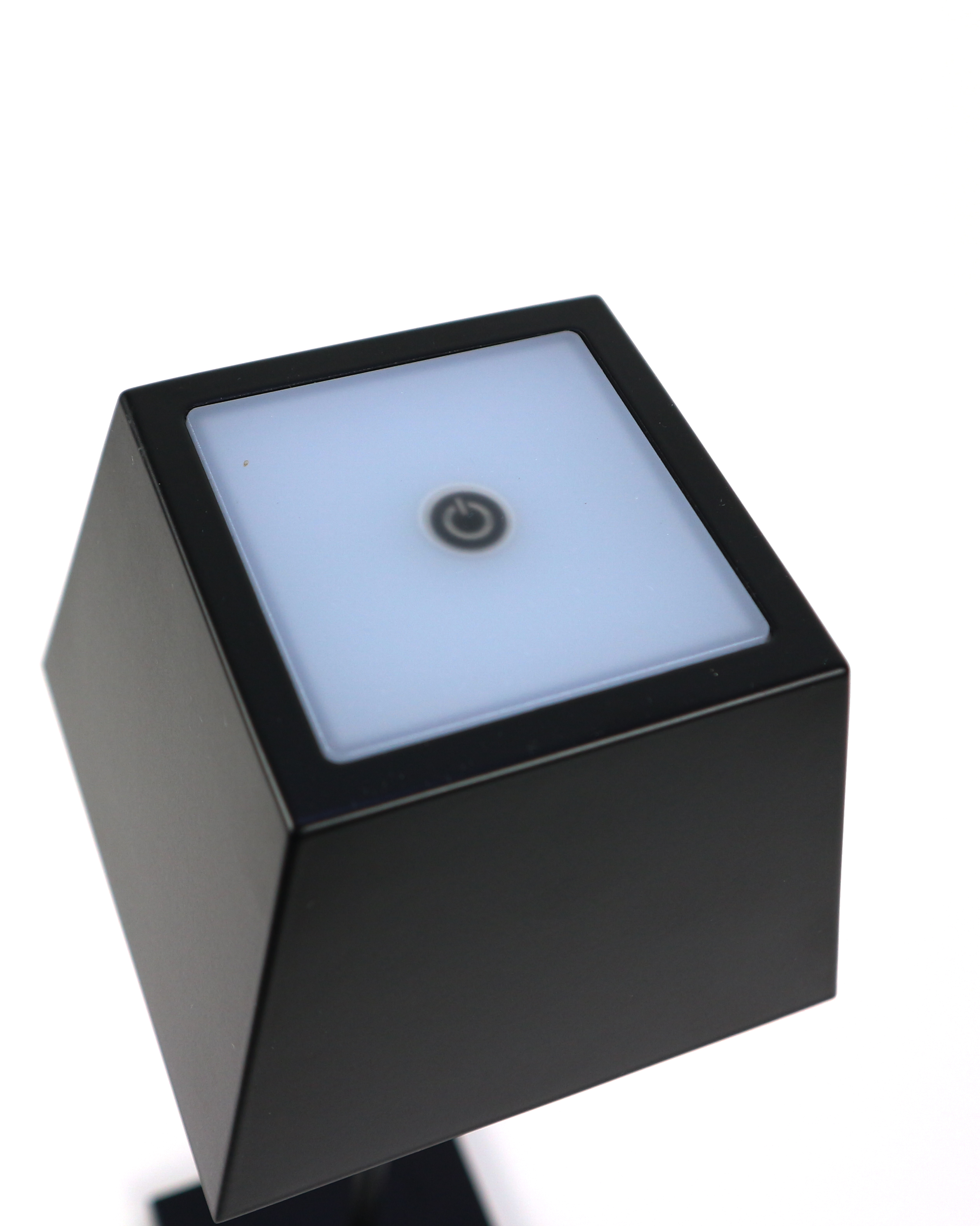 Настольная лампа Nowodvorski 8398 Mahe LED купити