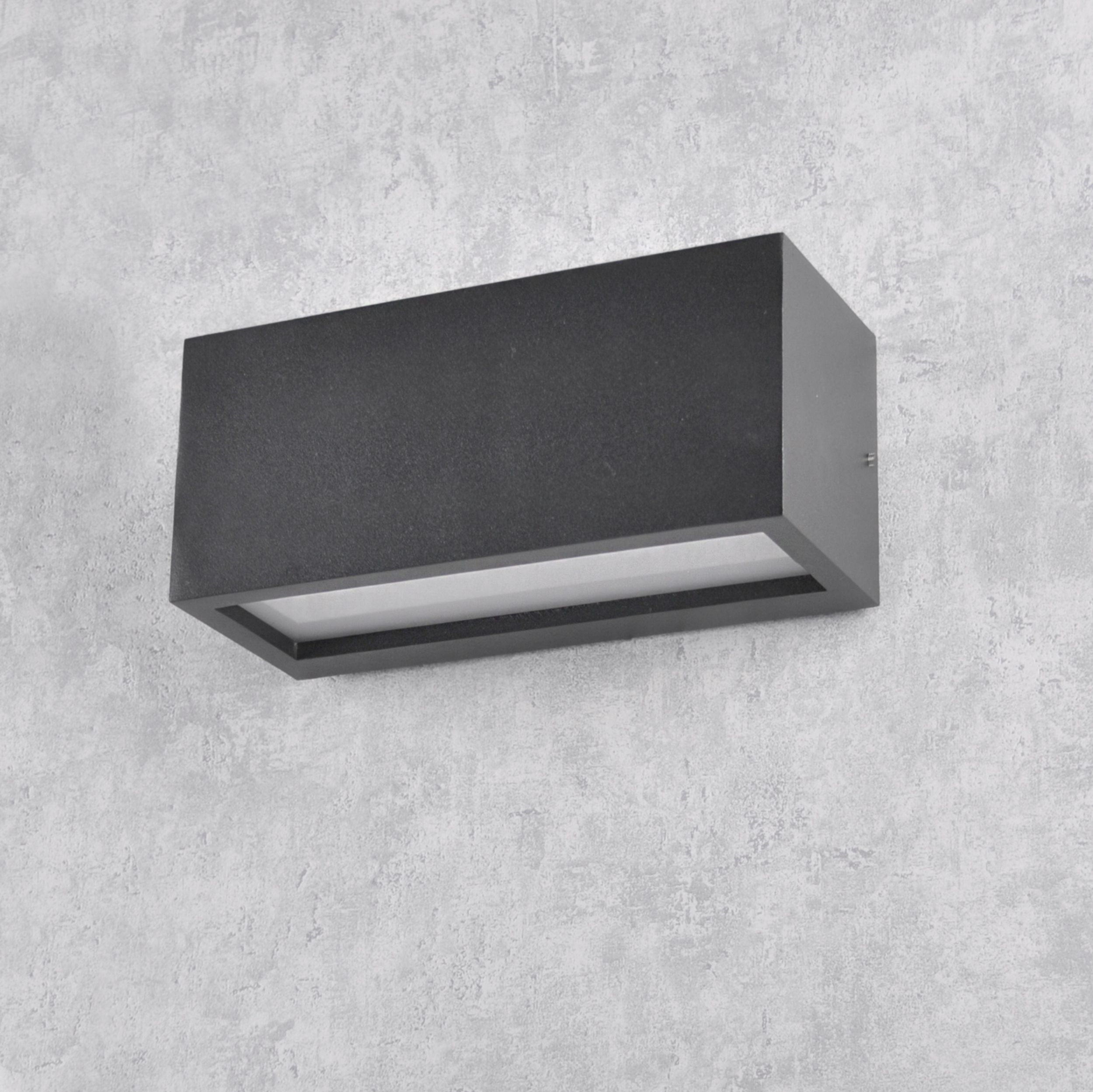 Вуличний світильник Goldlux 320001 Tokio E27 1x12W IP54 купити