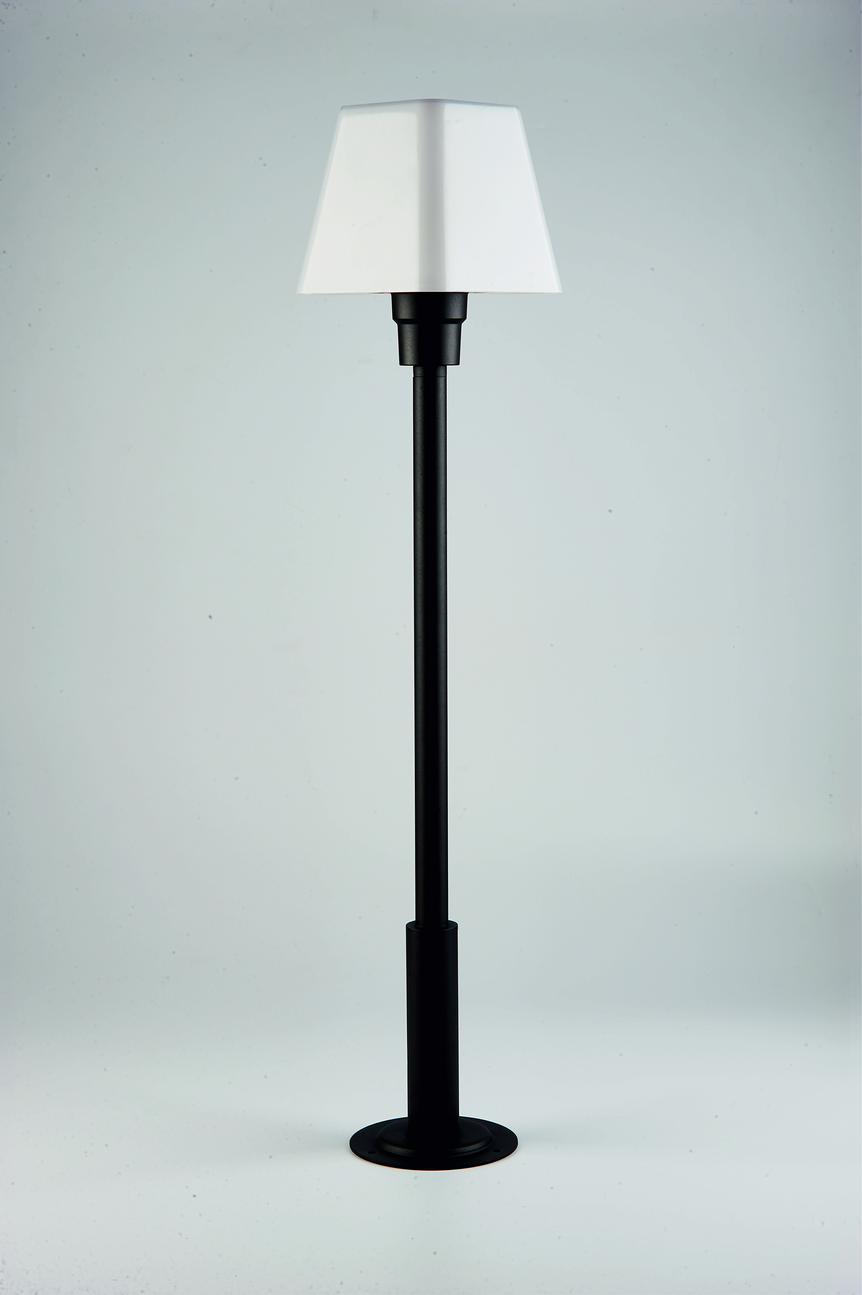 Вуличний світильник Goldlux 312280 Giza E27 10W IP44 купити